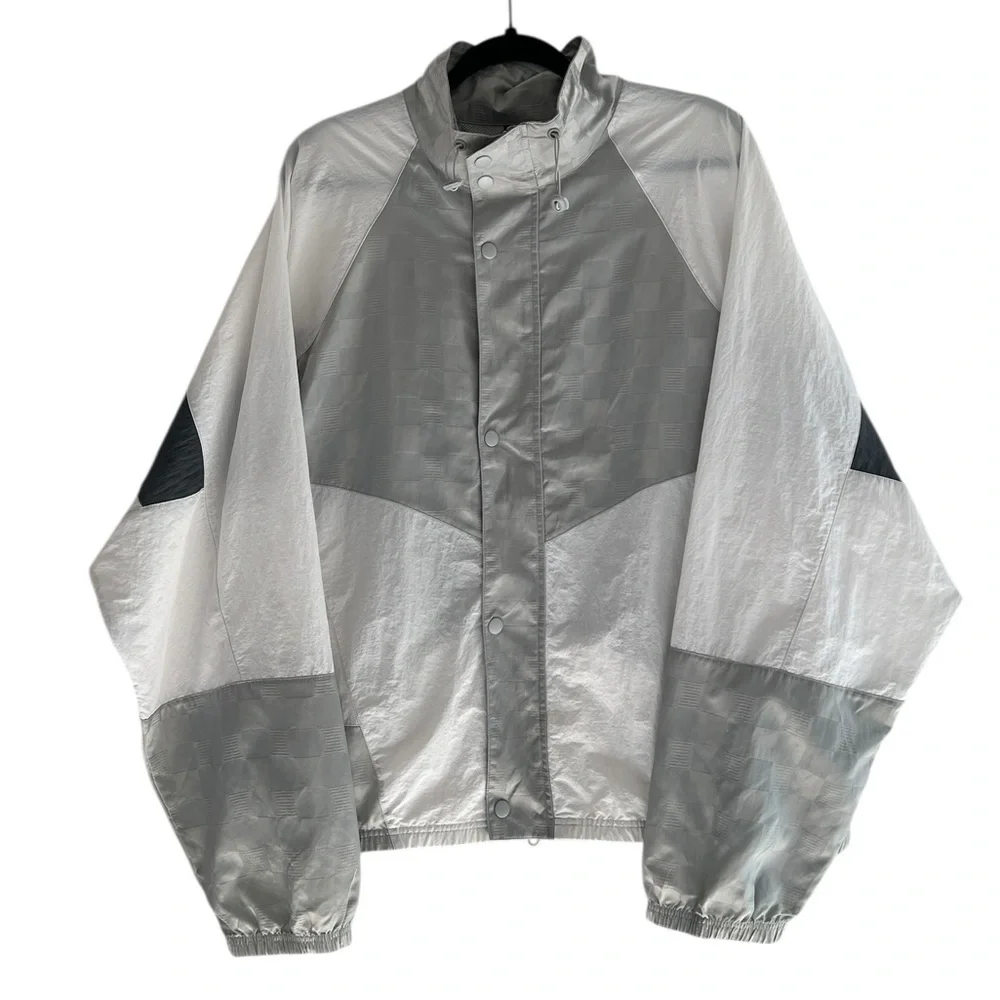 Savage X Fenty Unisex White & Light Gray Checker Windbreaker- Woman XL, Man L